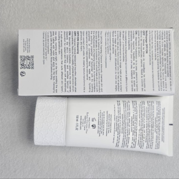 Christian Dior La Mousse Cleanser Face - Picture 2 of 3